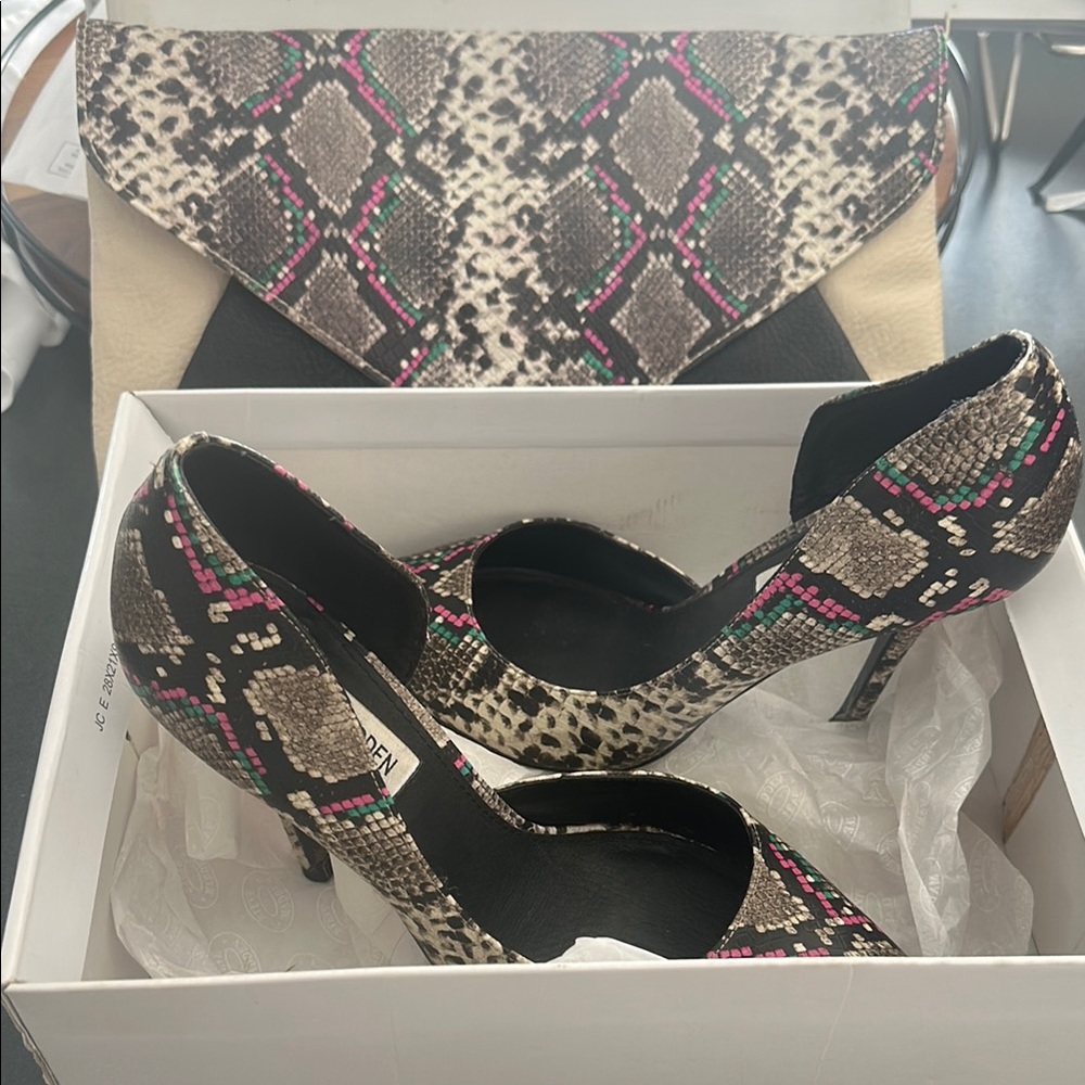 Steve Madden Black and Pink Stiletto Heels